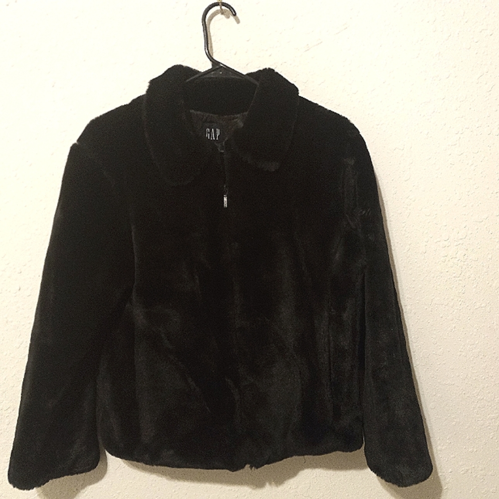 Gap fur coat